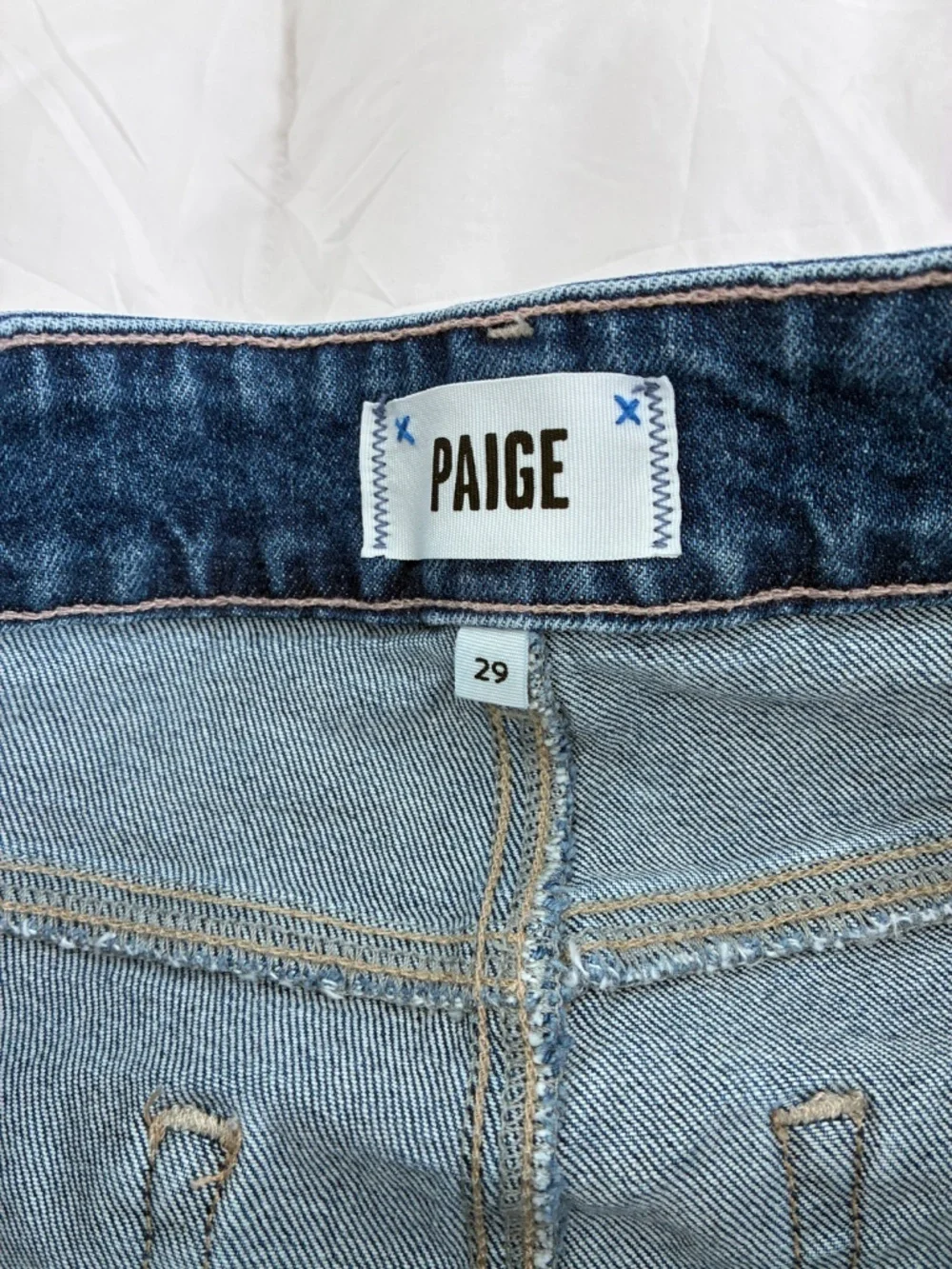 PAIGE Sasha jeans in the Modernism wash Wide Leg sz 29